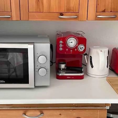 Calme Et Lumineux - Parking Privatif - Métro à 5mn *