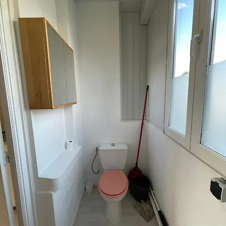 Calme Et Lumineux - Parking Privatif - Métro à 5mn *