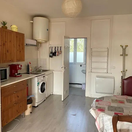 Appartement calme et lumineux - parking privatif - Métro à 5mn Mons-en-Baroeul
